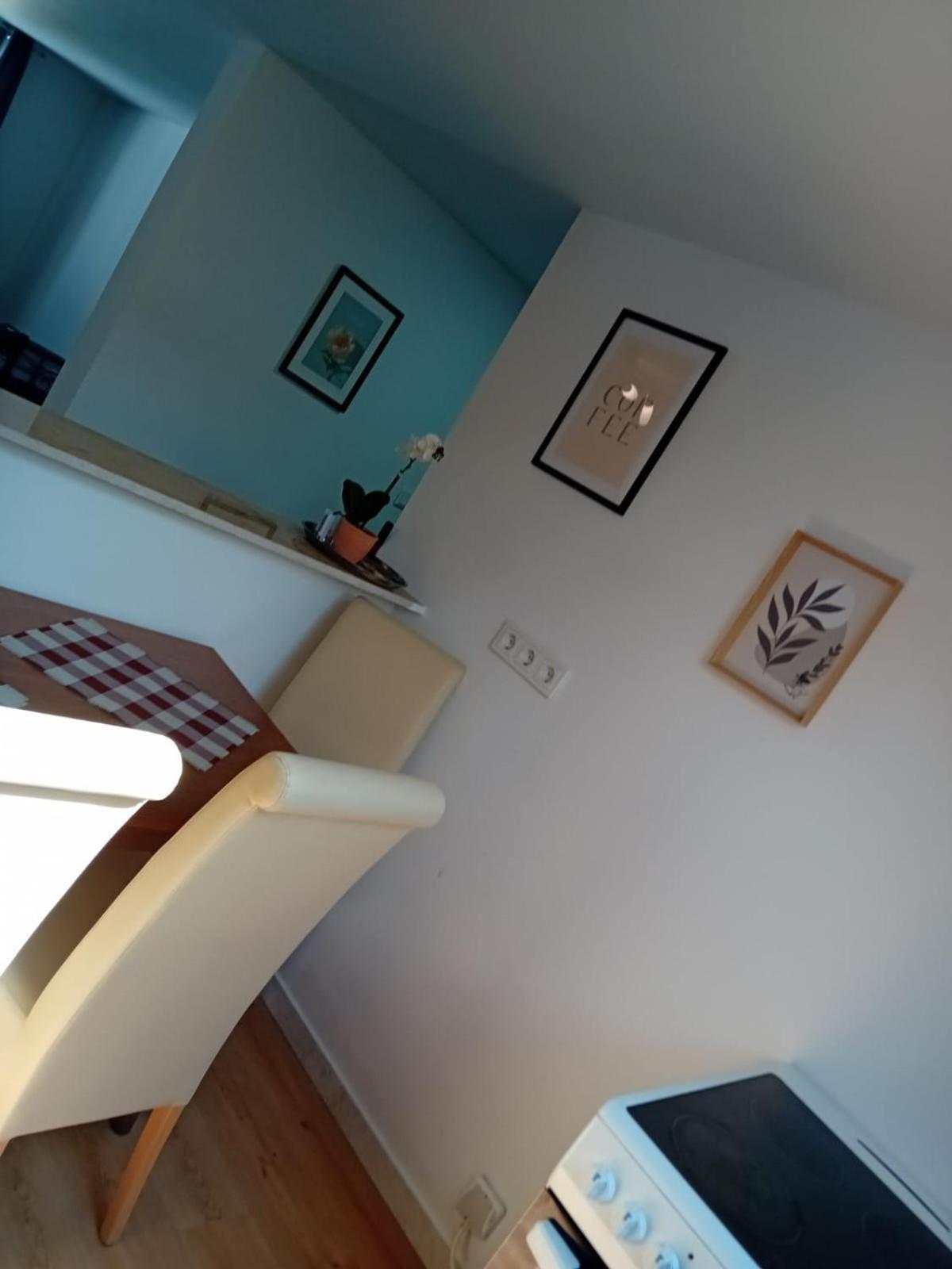 Apartment Stellas Monteurwohnungen *